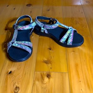 Sketchers sandals